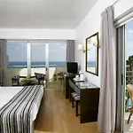 Resort Lordos & 4*