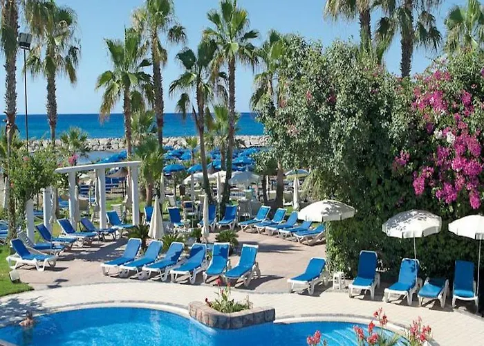 Lordos & Semesteranläggning (resort)