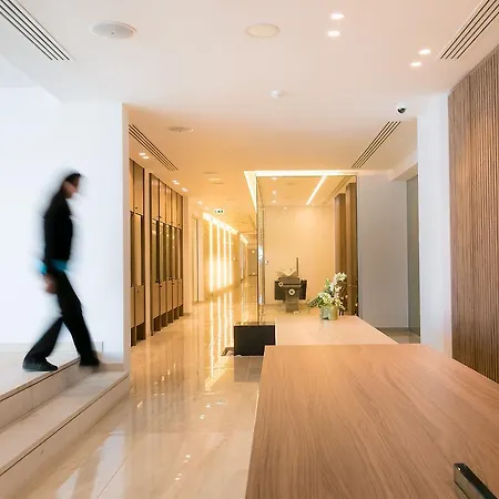 منتجع Lordos & لارنكا