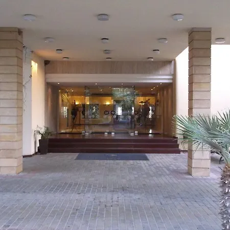 Lordos & Rezort 4*